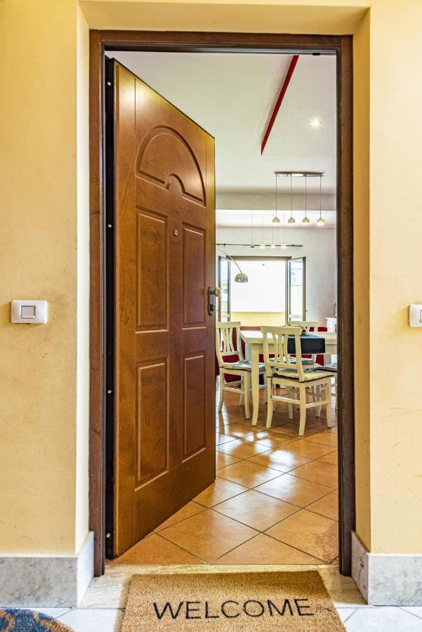 לדיספולי Relax Apartment מראה חיצוני תמונה